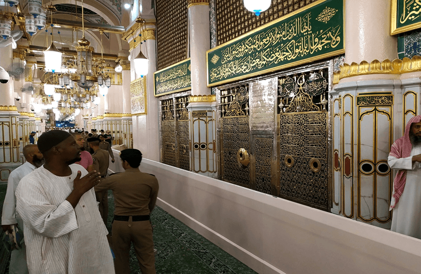 السعودية تعلن عدد زوار الروضة النبوية خلال عام واحد