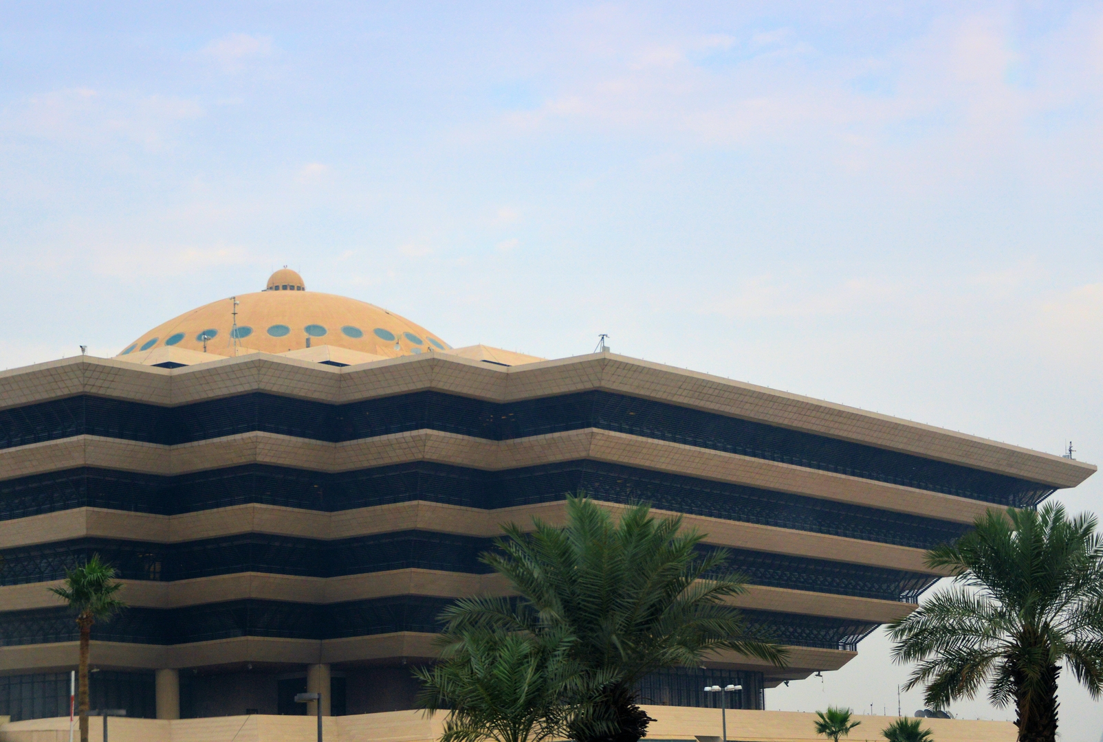 السعودية.. إعدام مواطن ومقيم يمني