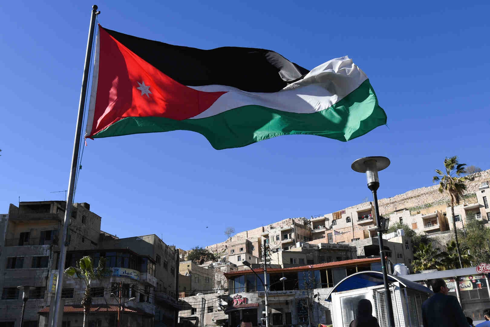 الأردن.. البحث الجنائي يفك لغز جريمة مضى عليها أكثر من 20 عاما