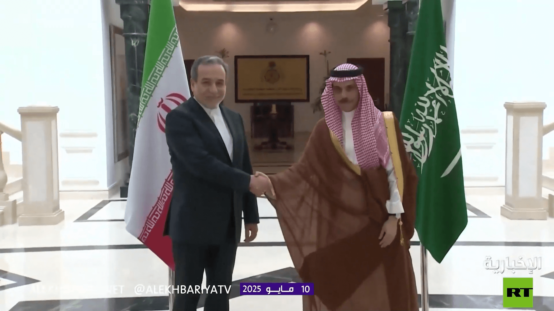 فيصل بن فرحان يستقبل عراقجي في جدة قبيل الجولة الرابعة من المحادثات بين إيران والولايات المتحدة