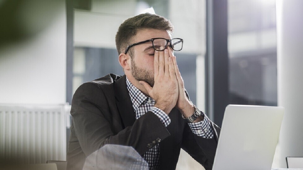 أعراض التعب المزمن وكيفية التعامل معه
