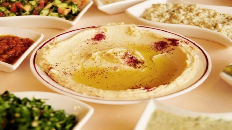 خبير تغذية يوضح فوائد وأضرار الحمص