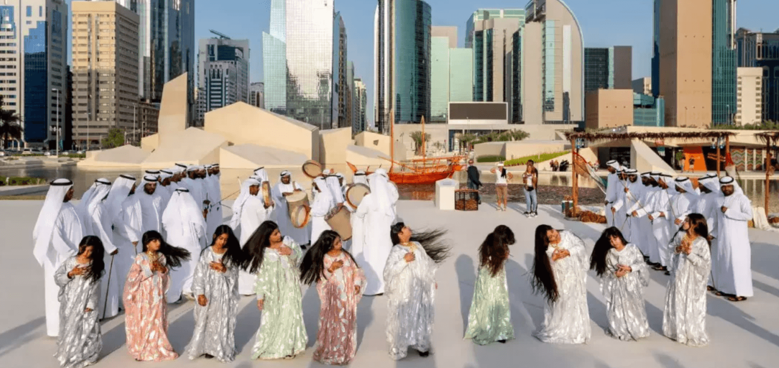 "نعاشات العيالة" تراث إماراتي يتصدر مواقع البحث العالمية بعد زيارة ترامب إلى الإمارات