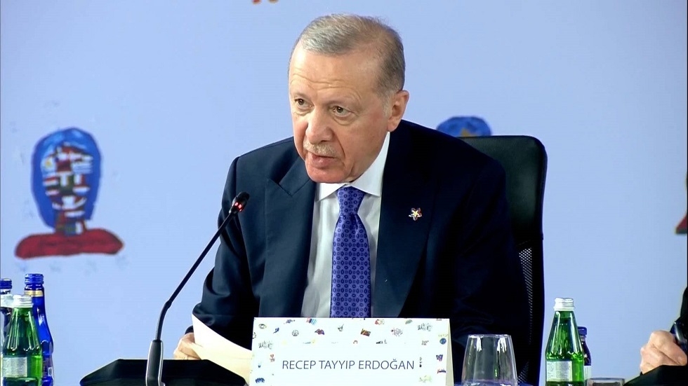 أردوغان يدعو الدول الأوروبية إلى حشد كل الموارد لضمان وقف إطلاق النار في غزة