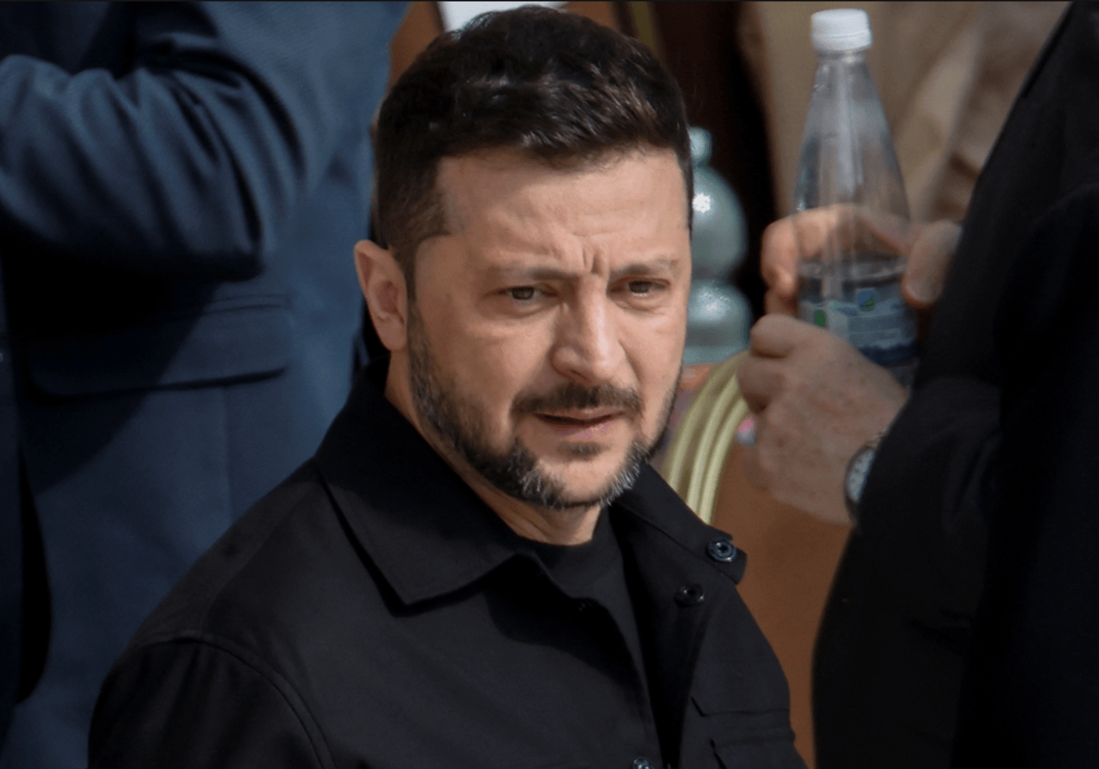 زيلينسكي يصدر أمرا بتشكيل وفد دائم مخول بإجراء المفاوضات مع روسيا