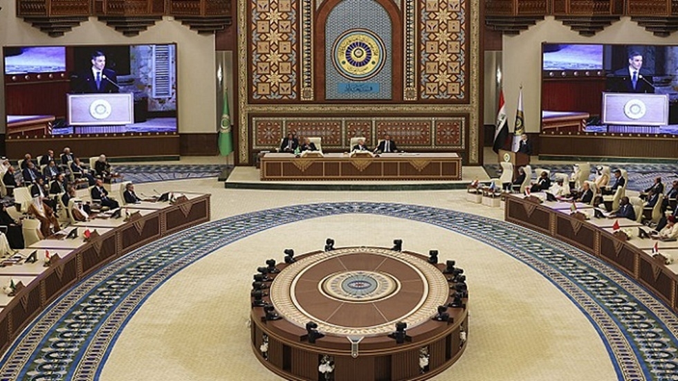 باحث عراقي لـ RT: قمة بغداد تحدت التيار الإيراني