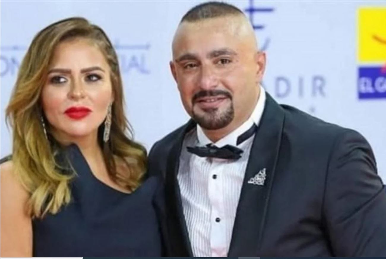 مصر.. الفنان أحمد السقا يعلن طلاق زوجته بعد 26 عاما