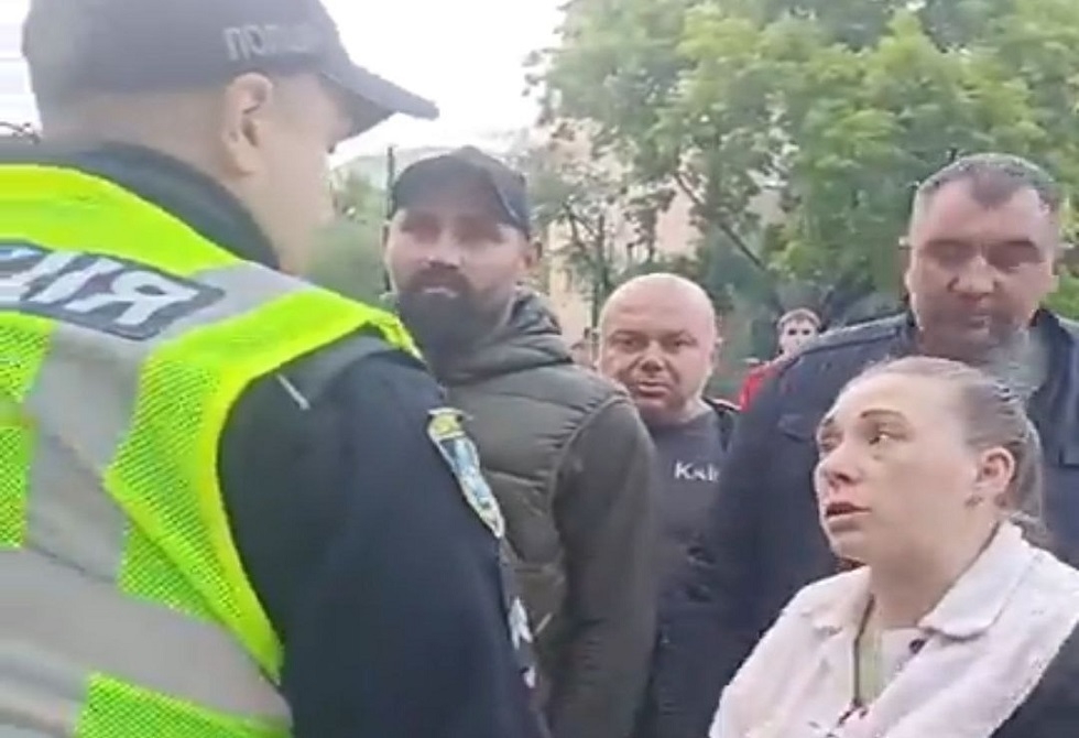 أوكرانيا.. ملامح مقاومة شعبية منظمة ضد التجنيد الإجباري (فيديو)