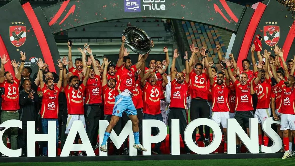 رونالدو أم محمد صلاح.. من هو اللاعب الذي يرغب الأهلي المصري بضمه قبل كأس العالم للأندية؟