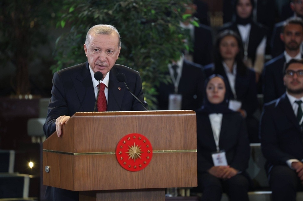 أردوغان: تركيا ستسعى جاهدة لتحقيق سلام دائم بين روسيا وأوكرانيا وتدعو إلى مواصلة المحادثات