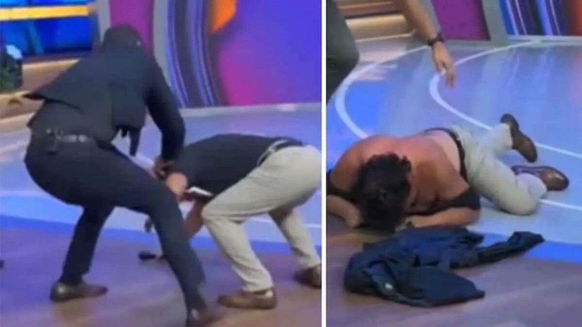 على الهواء مباشرة.. مصارع يخرج عن سيطرته ويضرب والد منافسه (فيديو)
