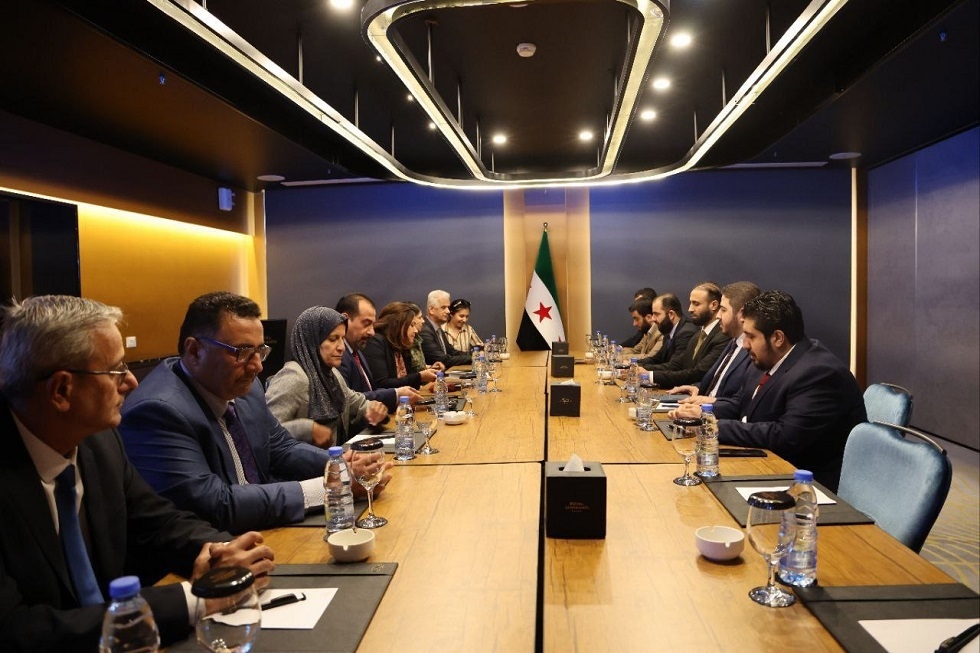 دمشق تعلن التوصل إلى اتفاق حول ملفات مهمة مع وفد "قوات سوريا الديمقراطية"