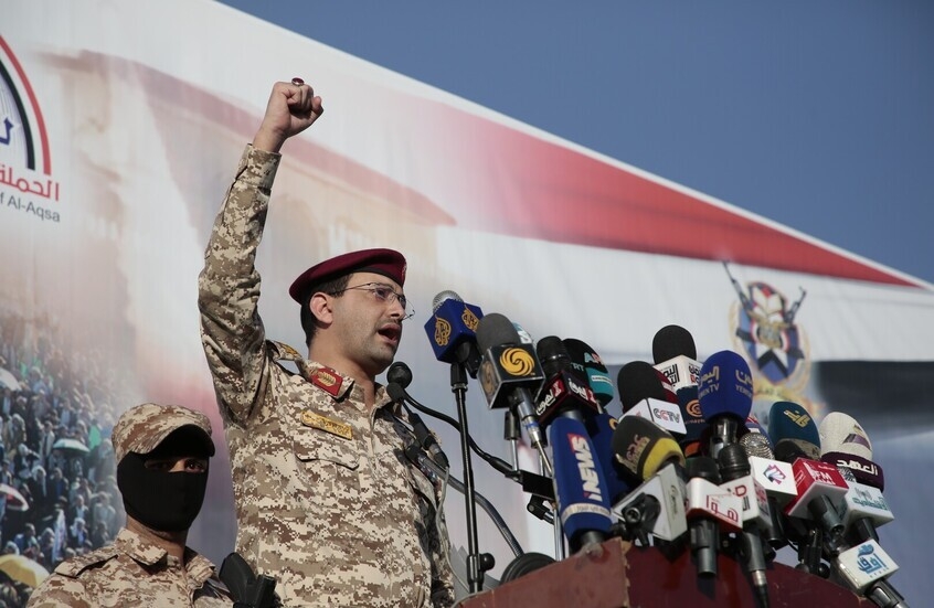الحوثيون يعلنون استهداف مطار اللد بالصاروخ الباليستي "ذو الفقار"