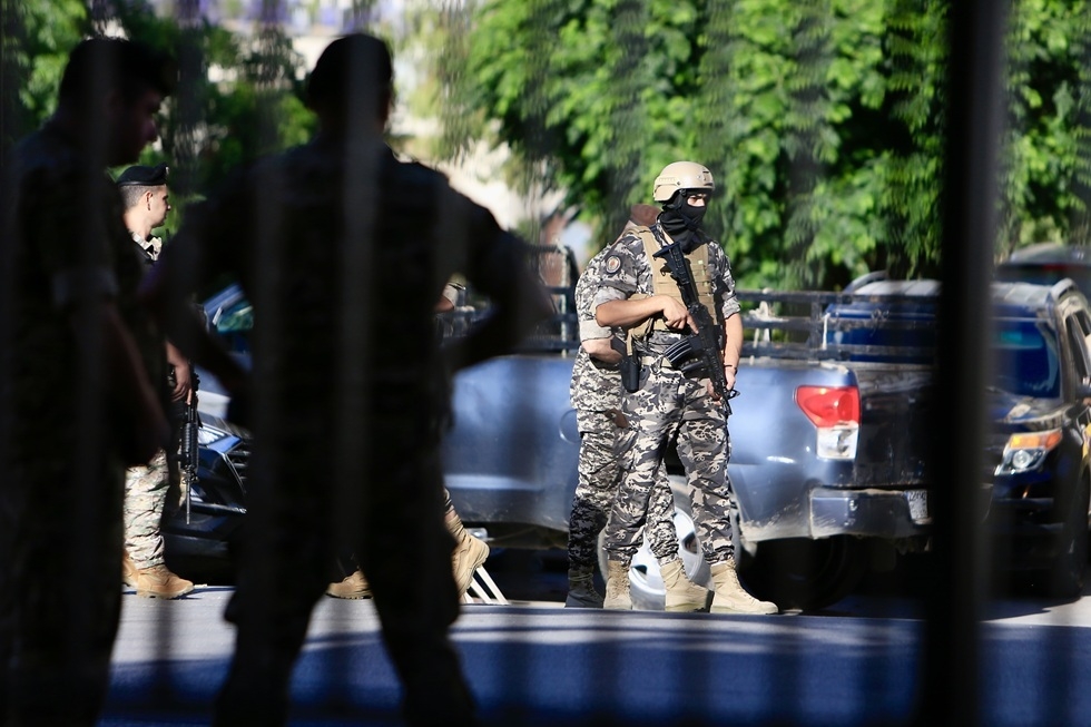 لبنان.. أهالي "حاروف" و"آل أيوب" يستنكرون اتهامات طالت محمود أيوب بـ"تهمة العمالة لإسرائيل"
