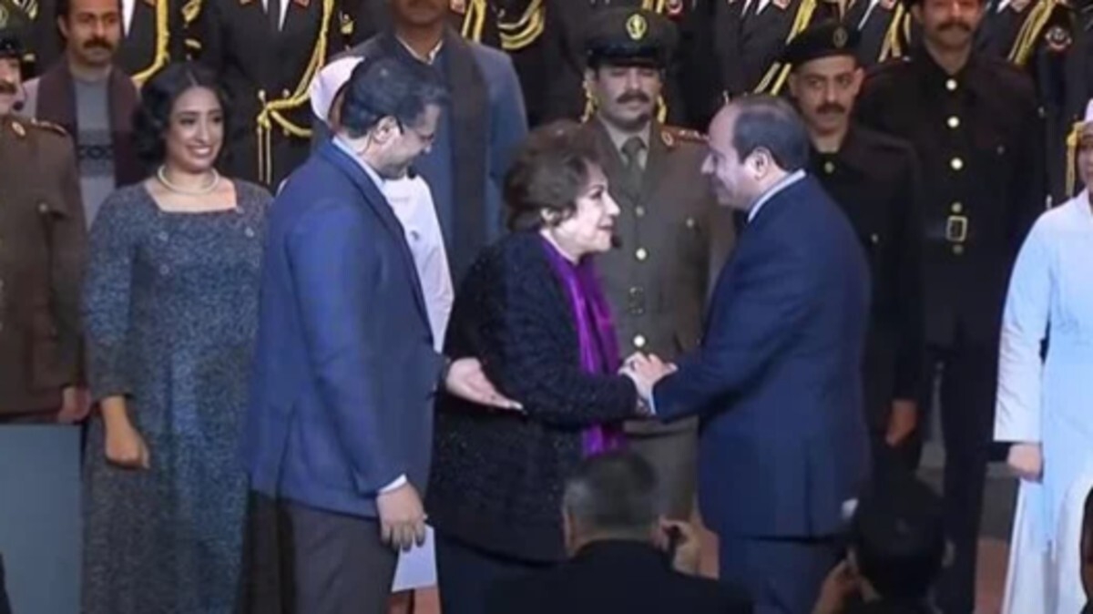 السيسي يحقق أمنية سميحة أيوب قبل وفاتها.. فيديو يكشف ظهورها الأخير