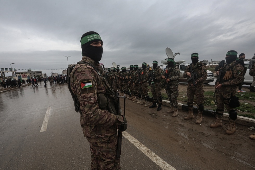 "شبح القسام".. صحيفة بريطانية تنشر تقريرا مثيرا عن حياة آخر قادة حماس المتبقين في الميدان بغزة (صور)