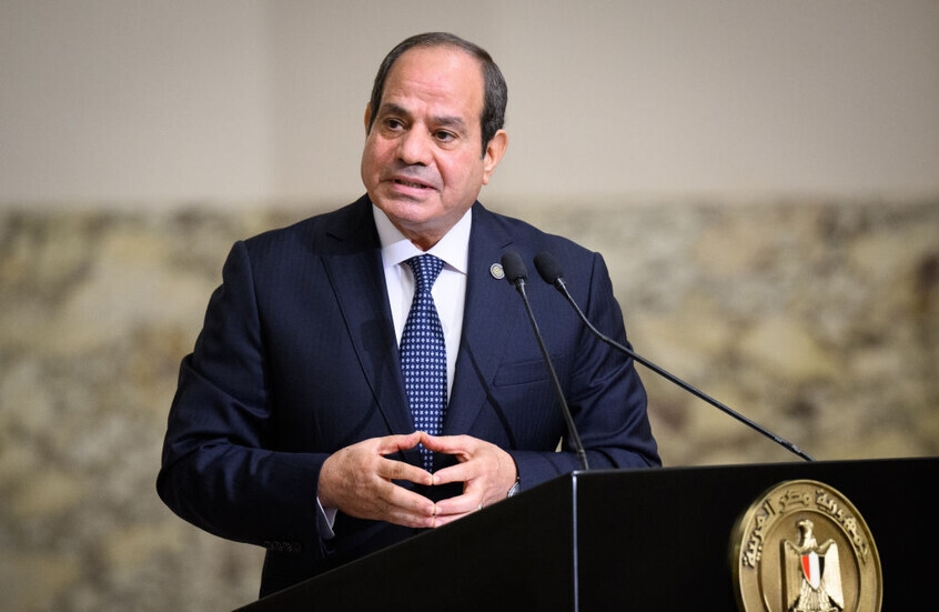 السيسي يبلغ مسؤولا أوروبيا رفيعا ضرورة الضغط على إسرائيل لوقف حرب غزة فورا
