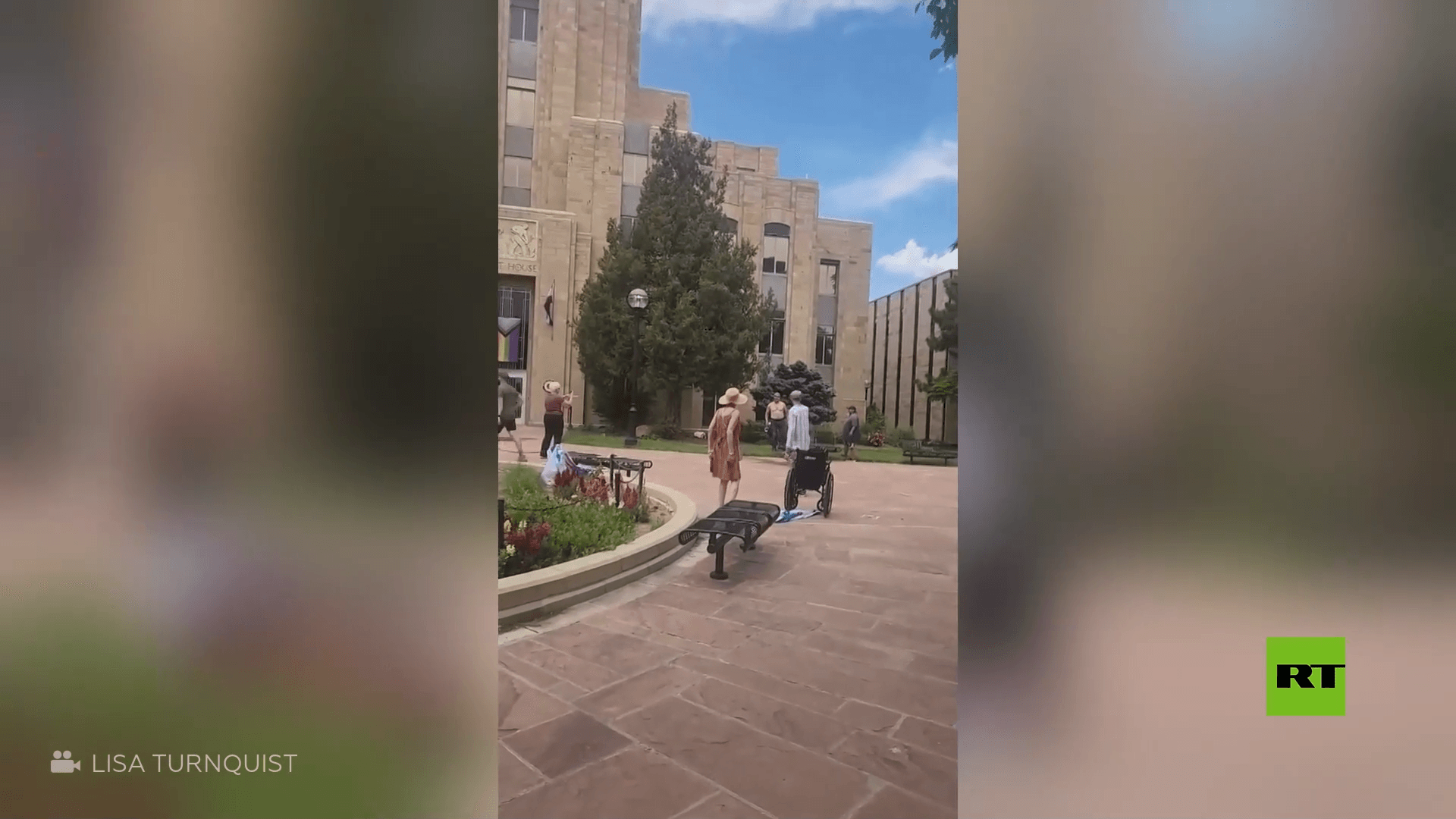 الولايات المتحدة.. مشاهد جديدة من مكان هجوم بزجاجات حارقة على فعالية مؤيدة لإسرائيل في كولورادو
