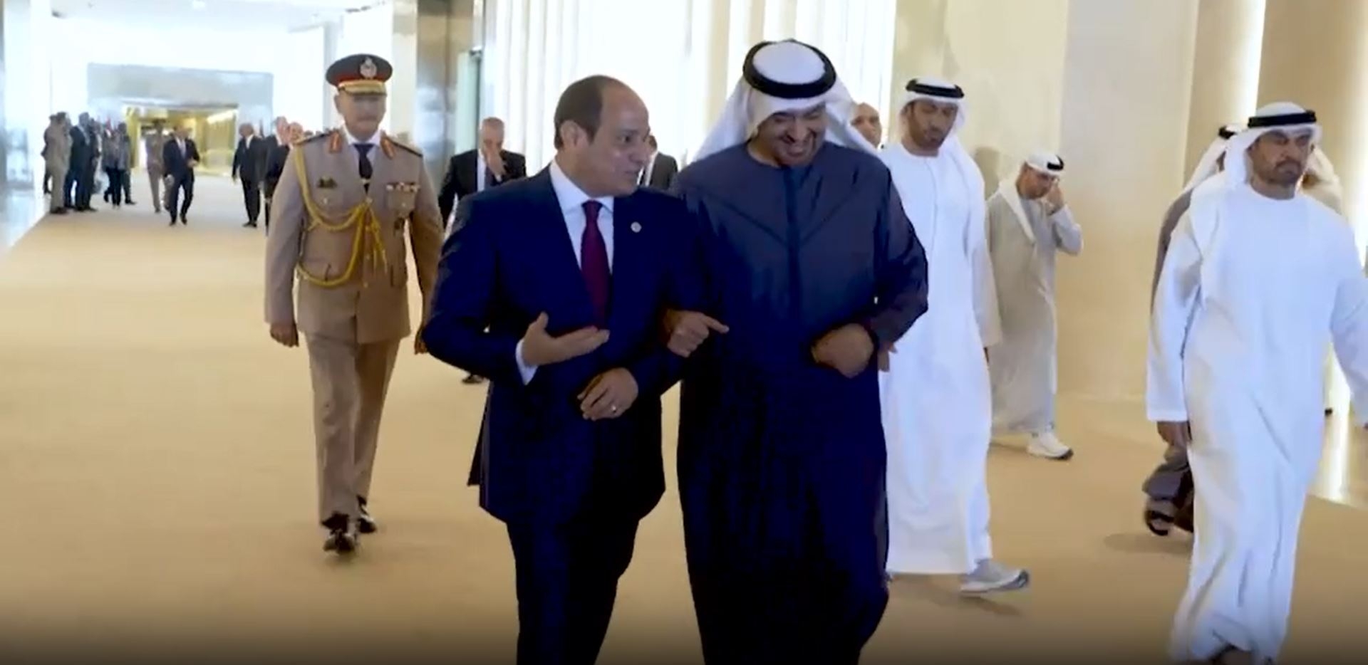 تفاصيل لقاء السيسي وبن زايد في قصر الشاطئ