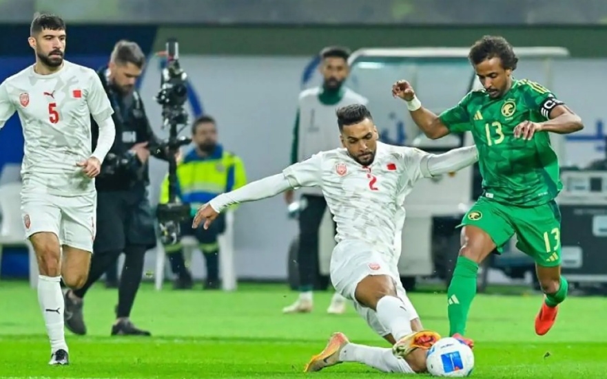 غياب يربك حسابات البحرين قبل المواجهة الحاسمة أمام السعودية