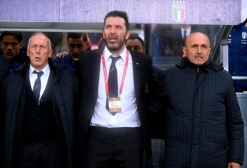 مفاجأة.. مدرب منتخب إيطاليا يعلن إبلاغه بقرار إقالته