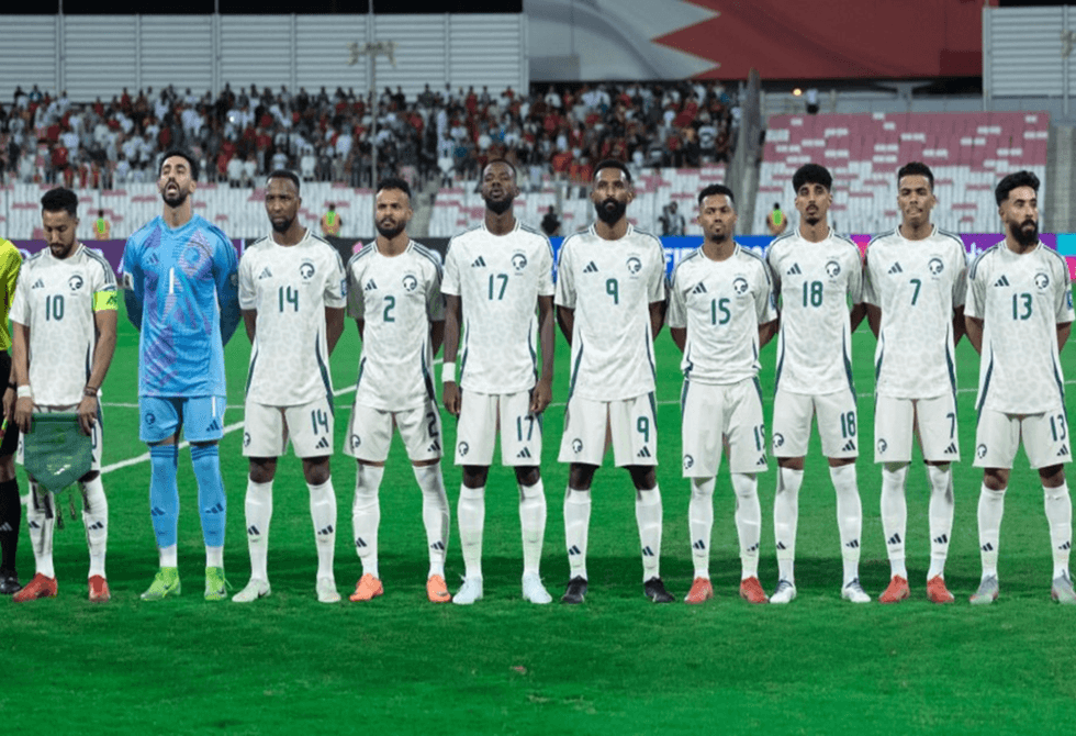 هل يحقق منتخب السعودية ملحمة كروية ويتأهل إلى مونديال 2026 على حساب أستراليا؟