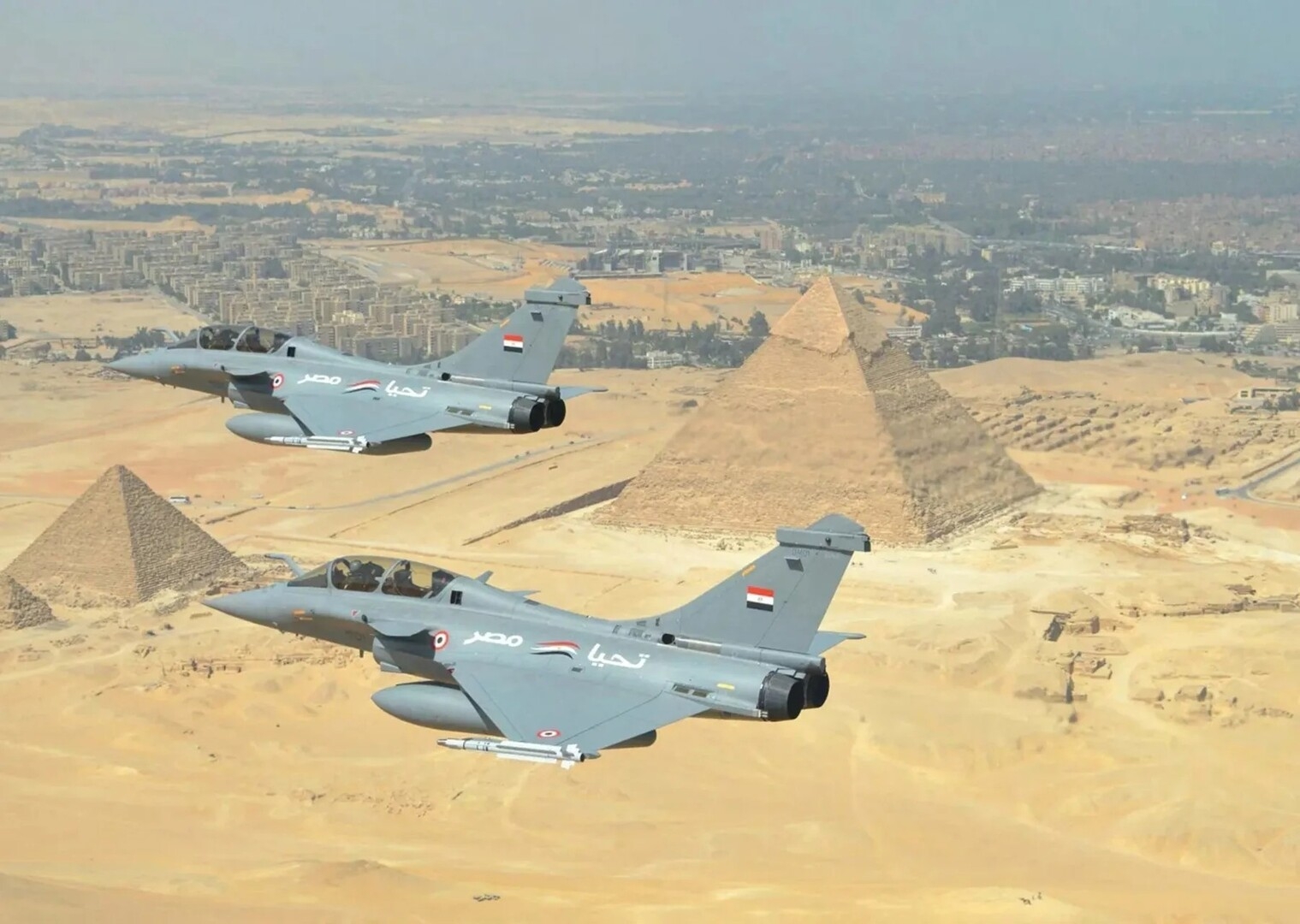 الإعلام العبري: مصر تخطط لاقتناء سرب ثالث من "رافال" وتصنيعها محليا وإسرائيل تترقب الصفقة الكبرى