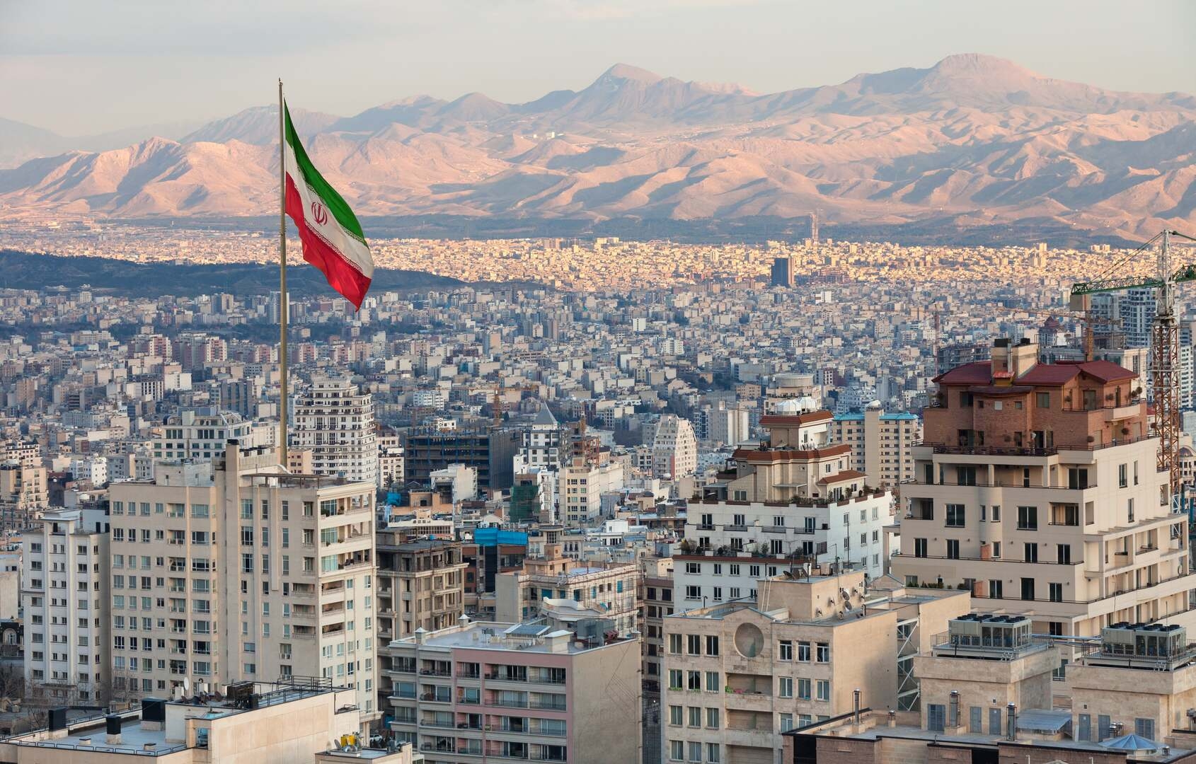 بيان عاجل من وزارة الخارجية الإيرانية بعد الهجوم الإسرائيلي