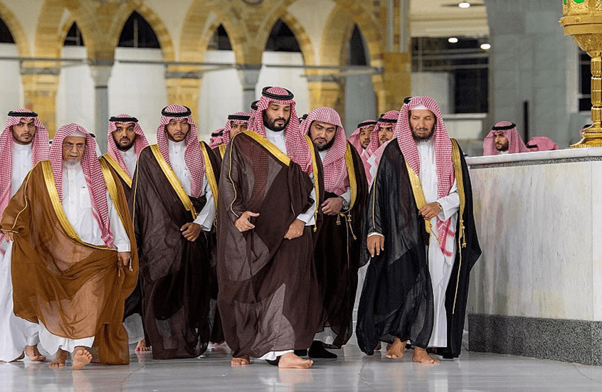 توجيهات من العاهل السعودي بشأن الحجاج الإيرانيين بعد الهجوم الإسرائيلي