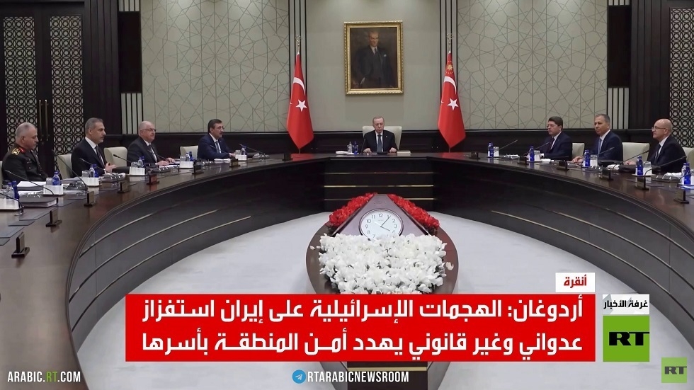 تركيا تقود حراكا لاحتواء التصعيد