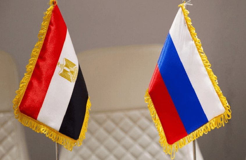 مصر وروسيا تدرسان التعاون في مشروع عملاق جديد