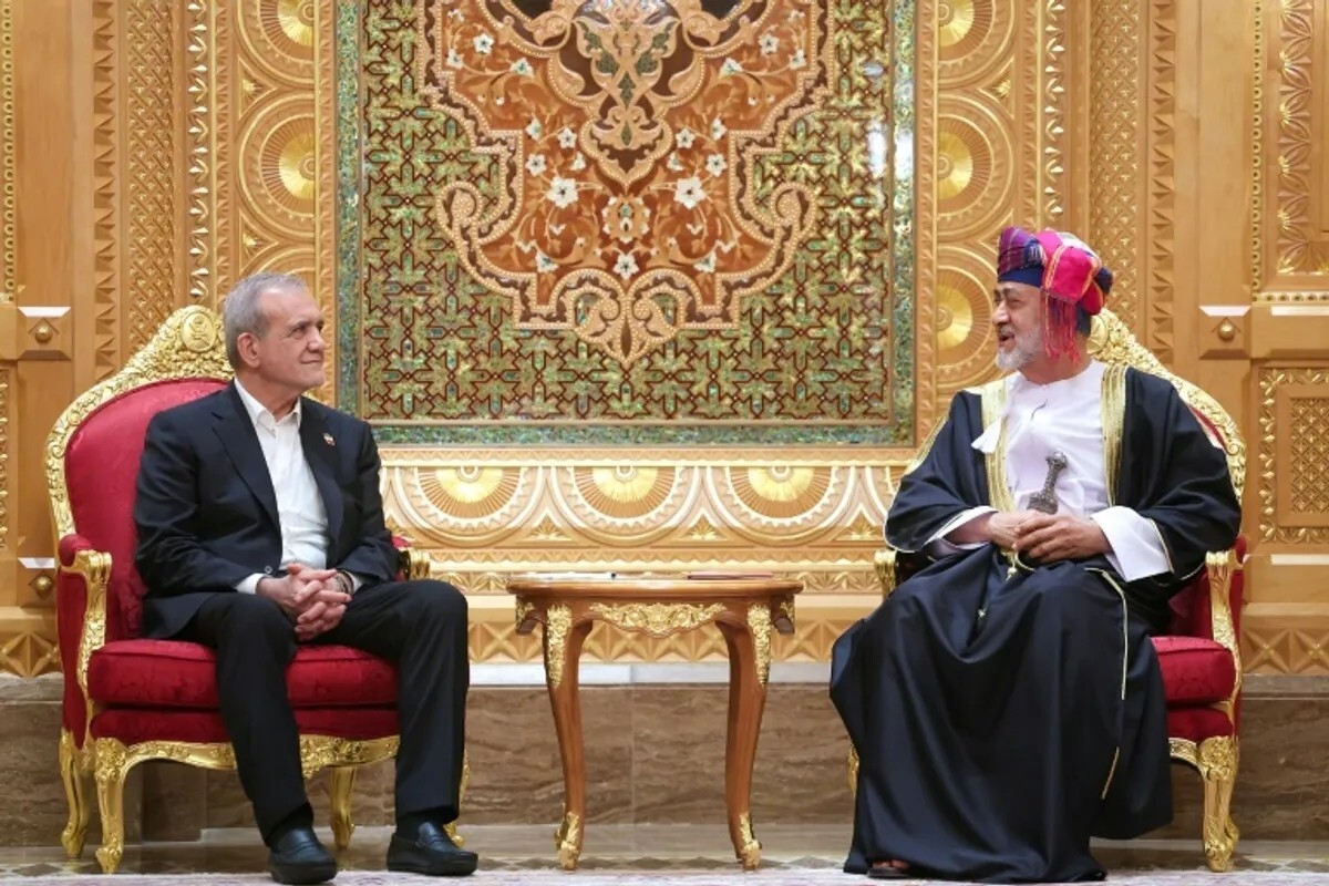 رئيس إيران في اتصال مع سلطان عمان: إذا لم تكبح الولايات المتحدة جماح إسرائيل فسنرد بشكل أكثر إيلاما