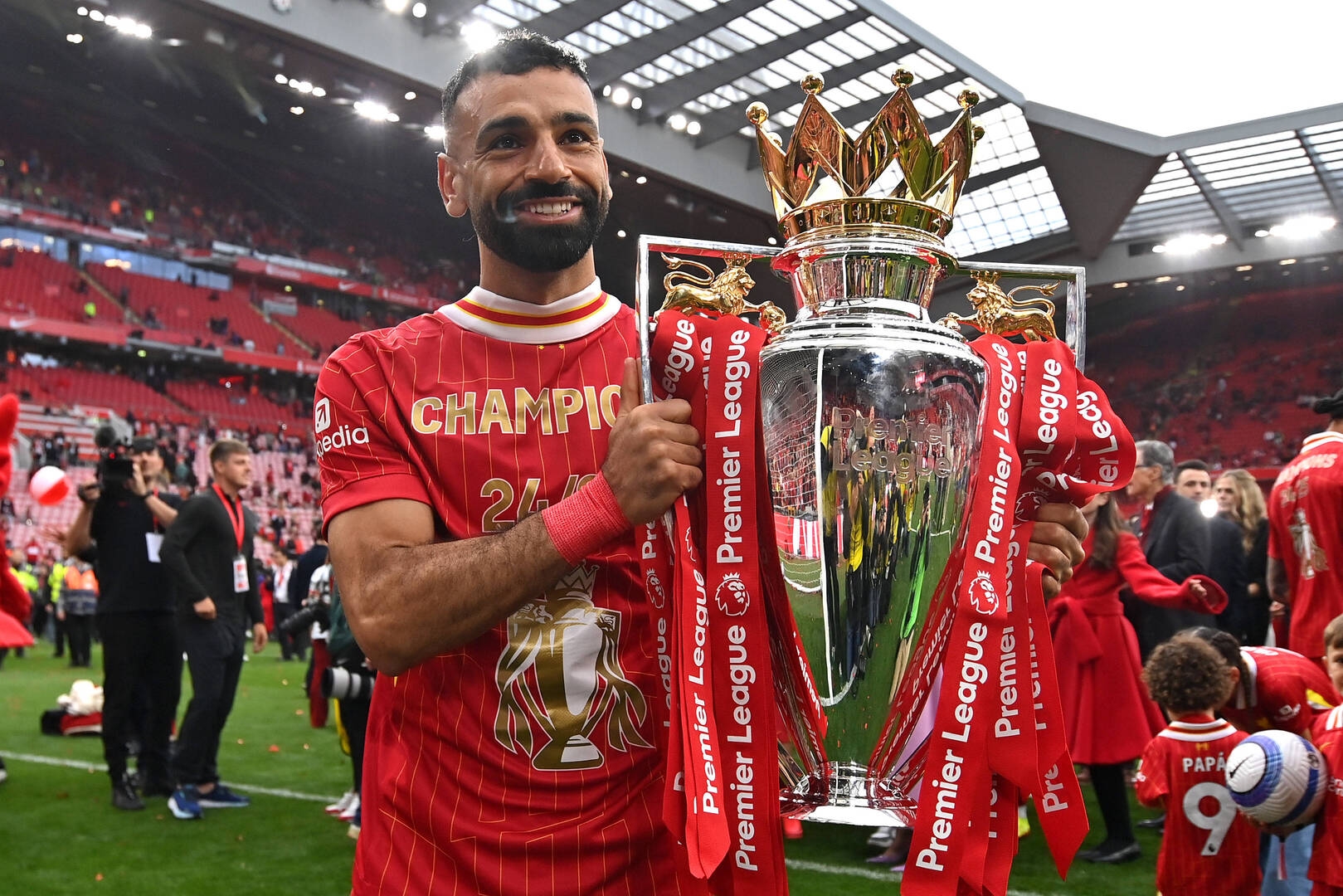 محمد صلاح: أحلم بالكرة الذهبية لأجل المصريين