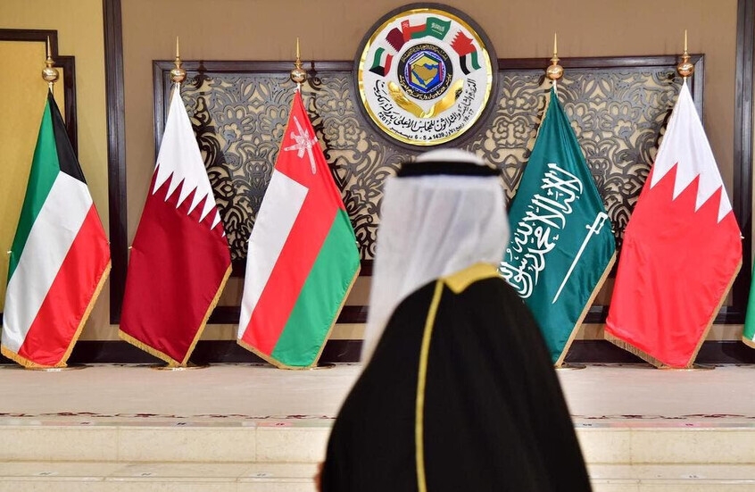"بلومبرغ": دول الخليج مصدومة بإقدام تل أبيب على ضرب إيران
