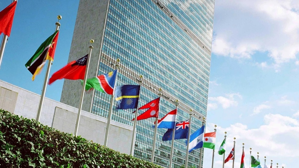 إيران تدعو مجلس الأمن إلى اتخاذ إجراءات ضد الولايات المتحدة وإسرائيل باعتبارهما "دولتين معتديتين"