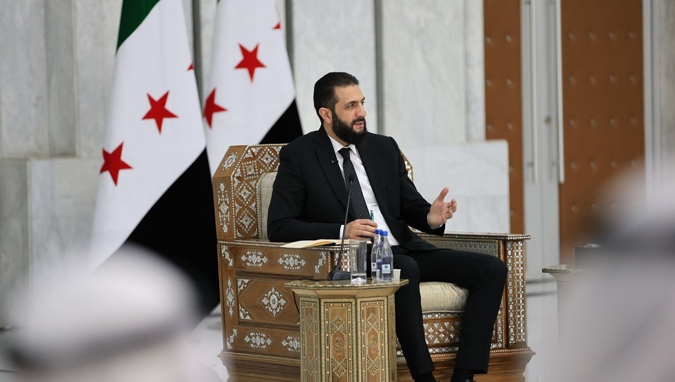 "تغيير لقواعد اللعبة".. حاخام أمريكي كبير يرهن حدوث لقاء مباشر بين الشرع ونتنياهو بأمر قد يفعله!