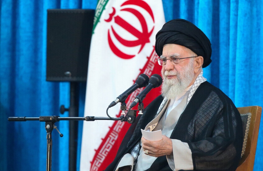 خامنئي يرد على ترامب بعد حديث الأخير عن انقاذ المرشد من "موت مهين" ومحو 3 مواقع نووية إيرانية