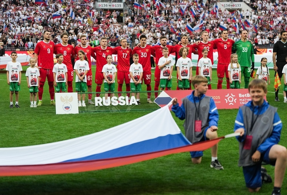 روسيا تستضيف منتخب تشيلي في لقاء ودي