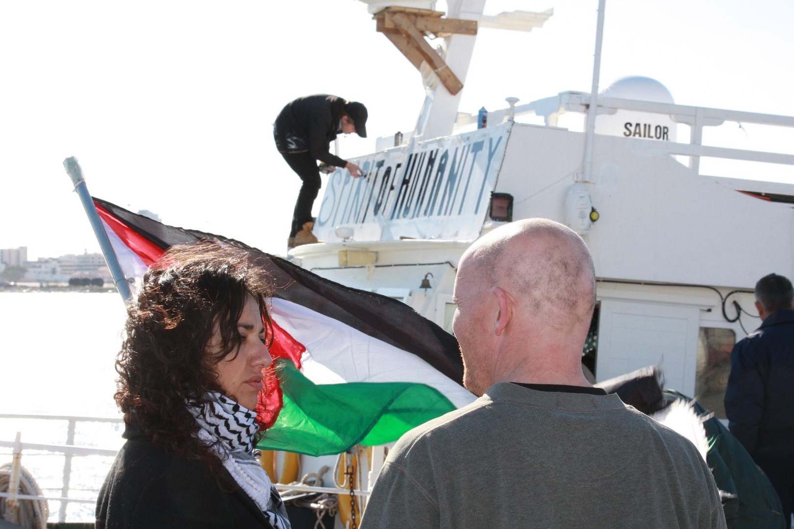 كما حدث في "فلسطين التاريخية".. غضب وقلق من شراء إسرائيليين للعقارات في قبرص: "الله وعدهم بالجزيرة"