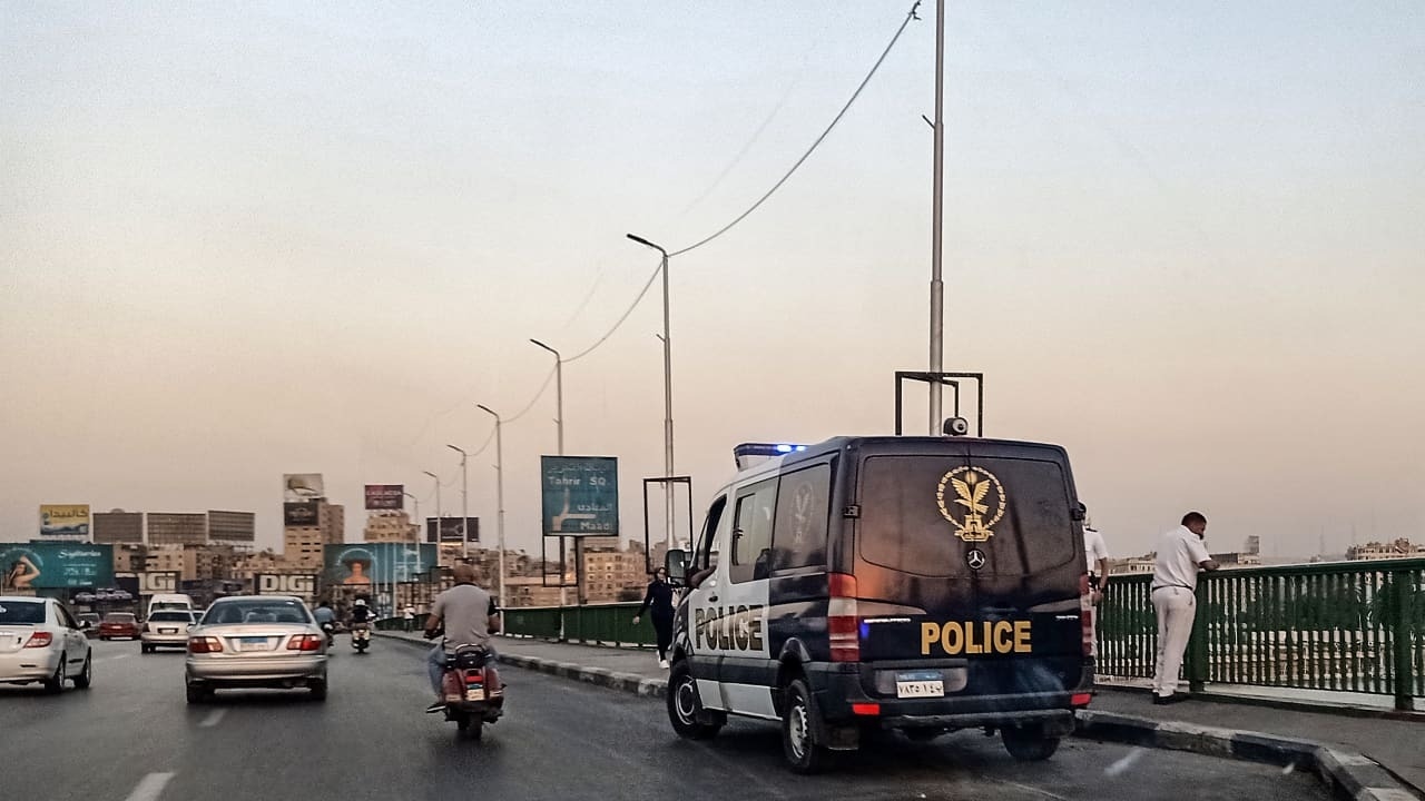 مصر.. التحقيق مع ضابطين حول واقعة في الشرقية