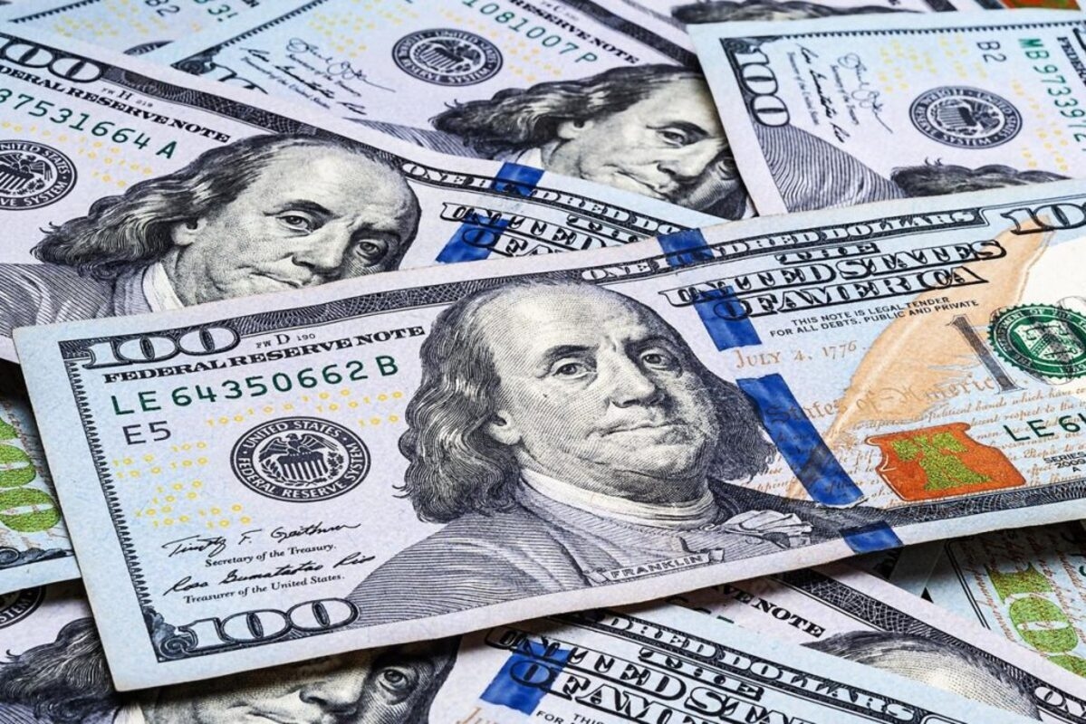 مجلس النواب المصري يتوقع استقرار سعر الجنيه أمام الدولار 4 سنوات