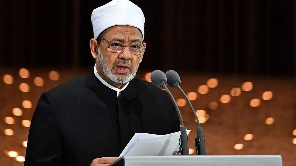 "شيء ما غير عادي حدث هذه المرة".. هجوم إسرائيلي على شيخ الأزهر