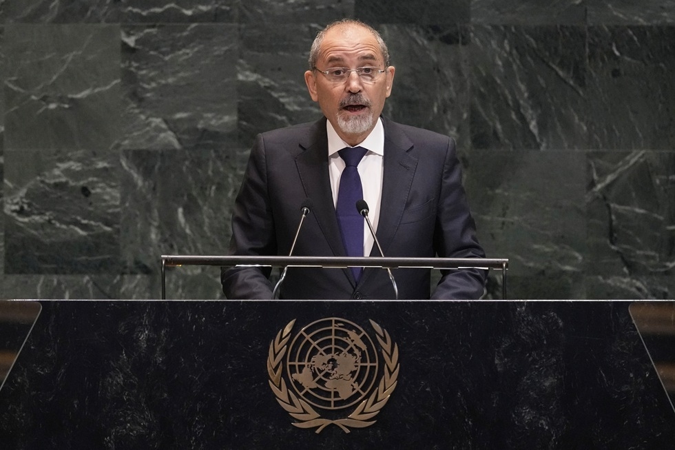 وزير الخارجية الأردني: الاحتلال حوّل غزة إلى مقبرة وغياب حل الدولتين يغذي الكارثة الإنسانية