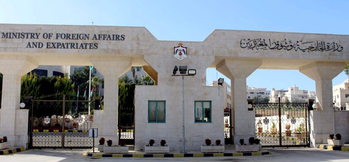 الخارجية الأردنية تعلن إجلاء 112 أردنيا وأجنبيا من السويداء بسوريا
