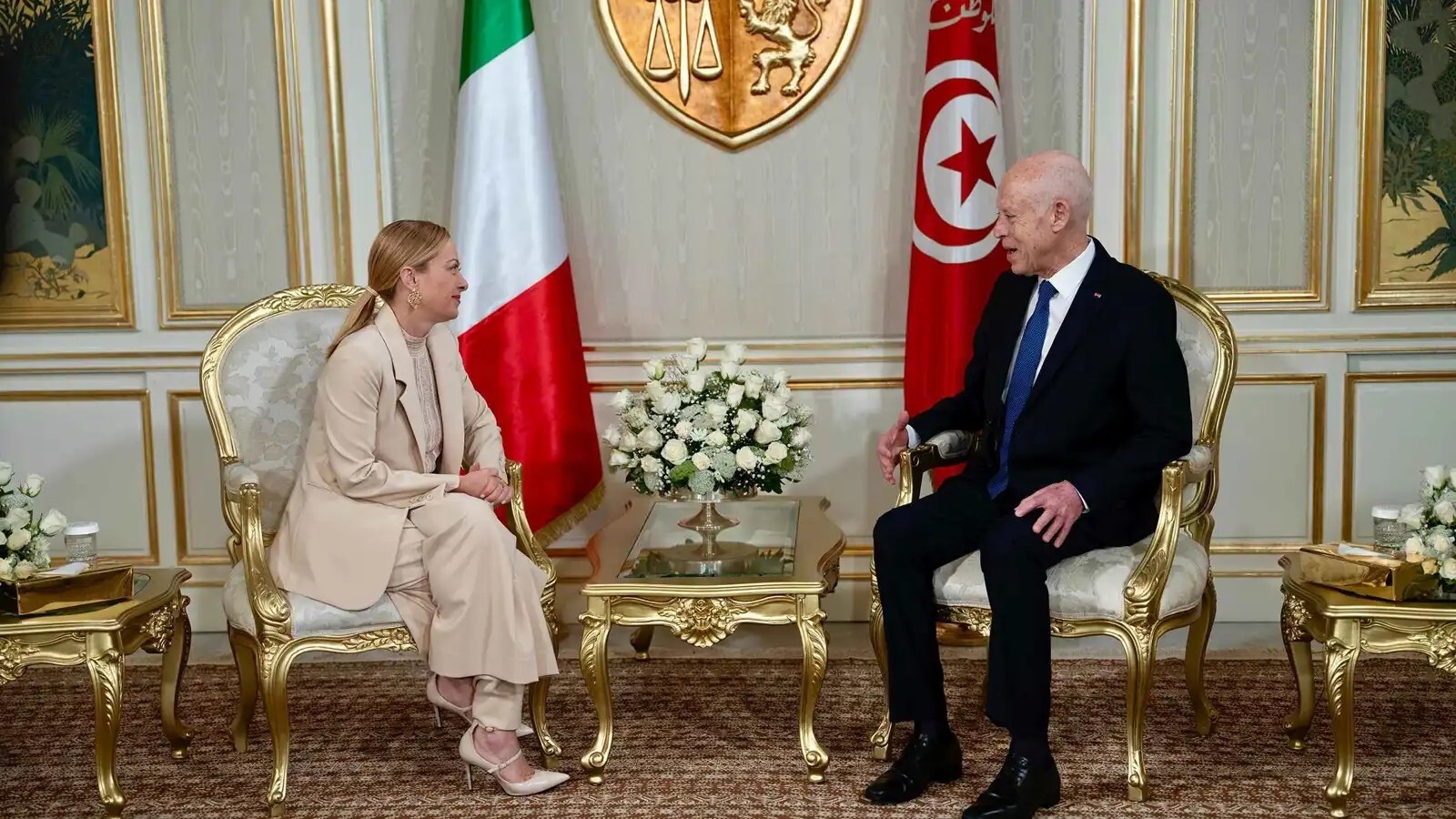 رئيسة وزراء إيطاليا تبحث مع الرئيس التونسي "خطة ماتي" والطاقة المتجددة والتعاون الثنائي