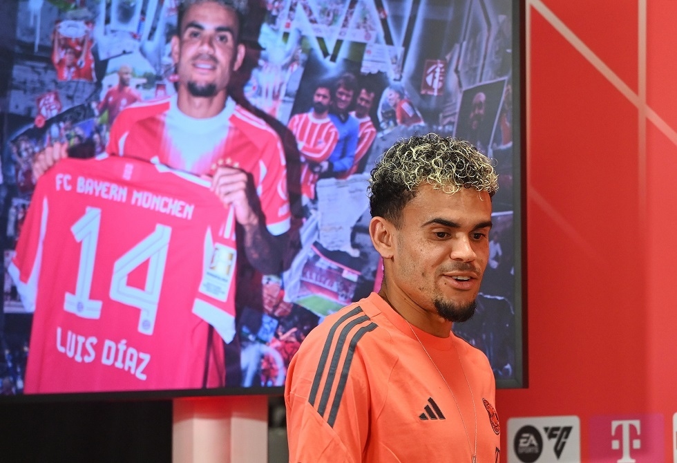 من ليفربول إلى بايرن ميونخ.. فريق شاسع في راتب دياز!