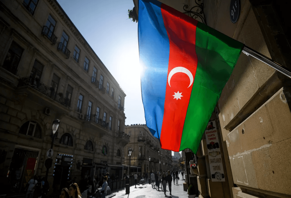 خبير روسي: واشنطن تسعى لضم أذربيجان إلى اتفاقيات إبراهيم لتأمين إسرائيل وتعزيز موقفها ضد إيران