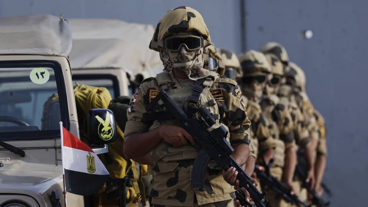 "الرد المصري سيكون مفاجئا لإسرائيل والعالم".. مسؤول يكشف ما سيحدث حال اندلاع حرب مع تل أبيب