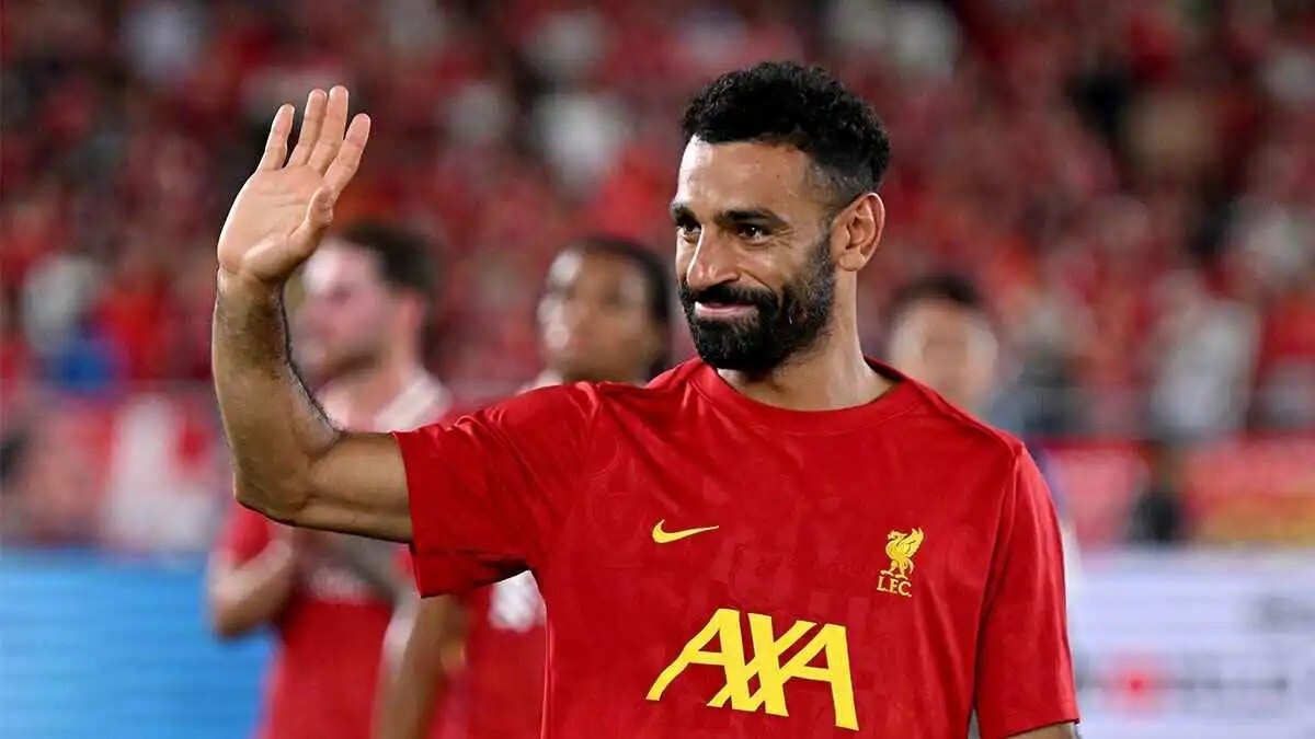 ضربة موجعة لليفربول.. سلوت يكشف عن غياب محمد صلاح لعدد من مباريات "الريدز"