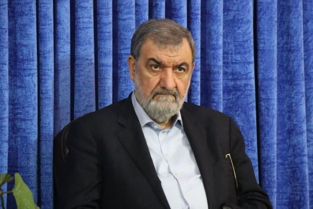 رضائي: مساعي قطع طريق التجارة الإيرانية عبر "ممر زنغزور" محكومة بالفشل